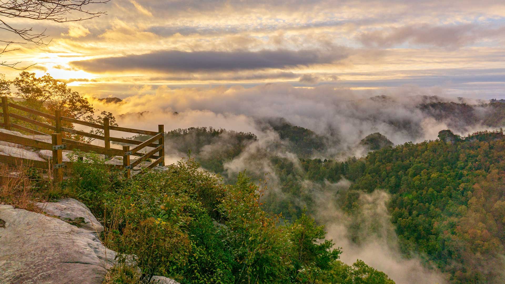 Towers Tunnel Overlook at Breaks Interstate Park