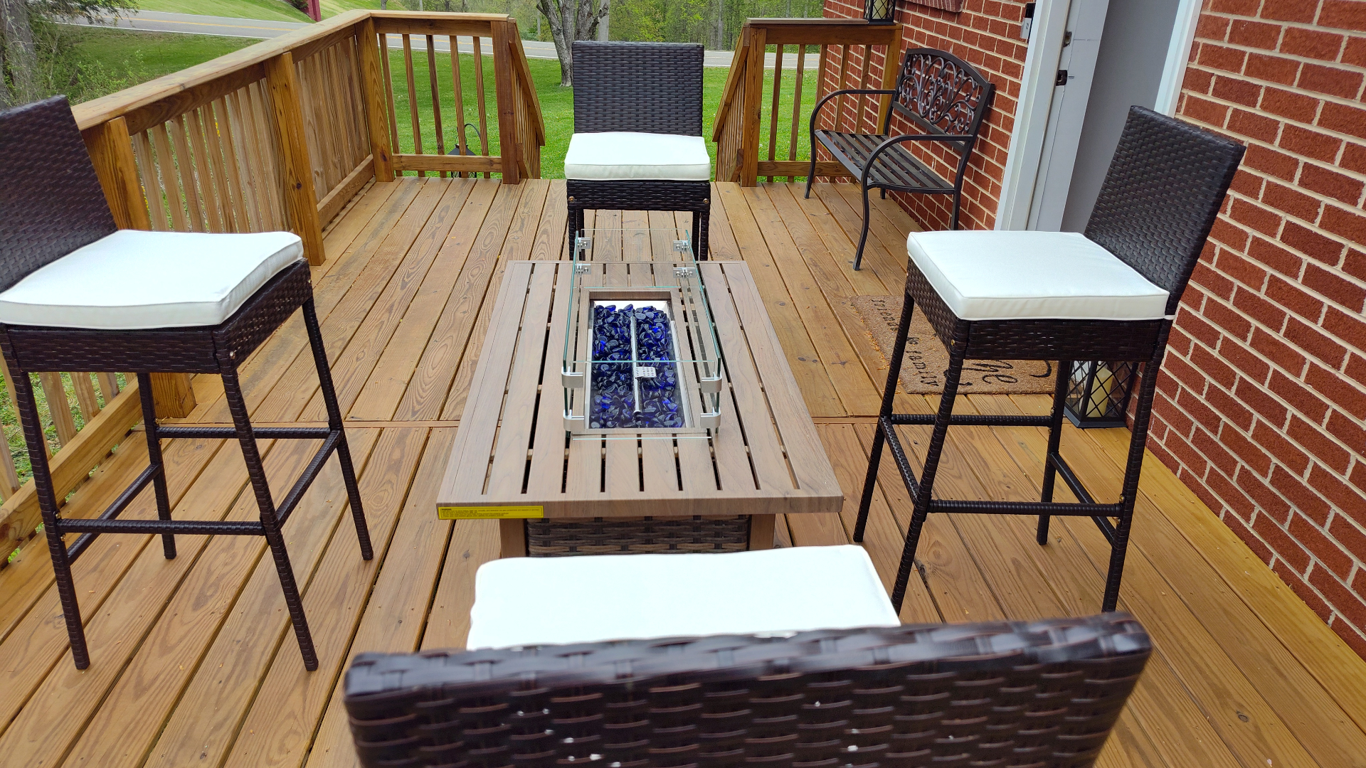 Private outdoor deck at Flannagan Lodge